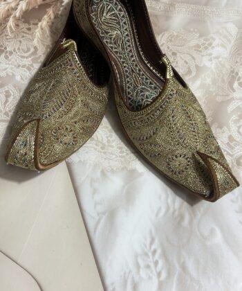 Golden Khussa for men, Golden Khussa Jutti for Groom