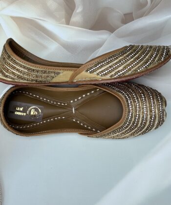 golden hand work jutti for women girls and ladies, handwork jutti, pure leather jutti,