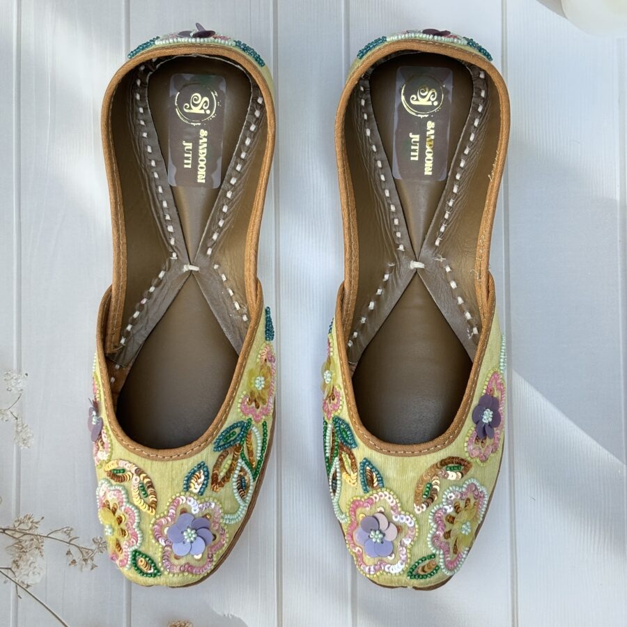 lemmon colour hand work jutti for women girls and ladies, handwork jutti, pure leather jutti,