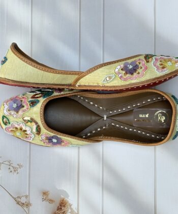 lemmon colour hand work jutti for women girls and ladies, handwork jutti, pure leather jutti,