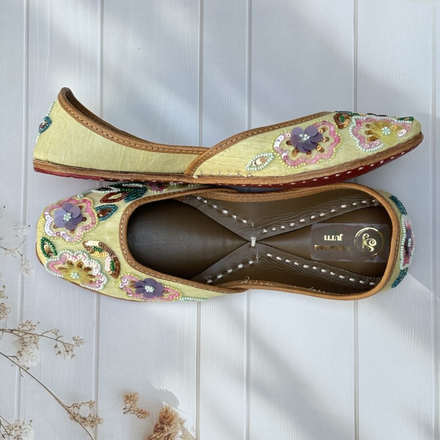 lemmon colour hand work jutti for women girls and ladies, handwork jutti, pure leather jutti,