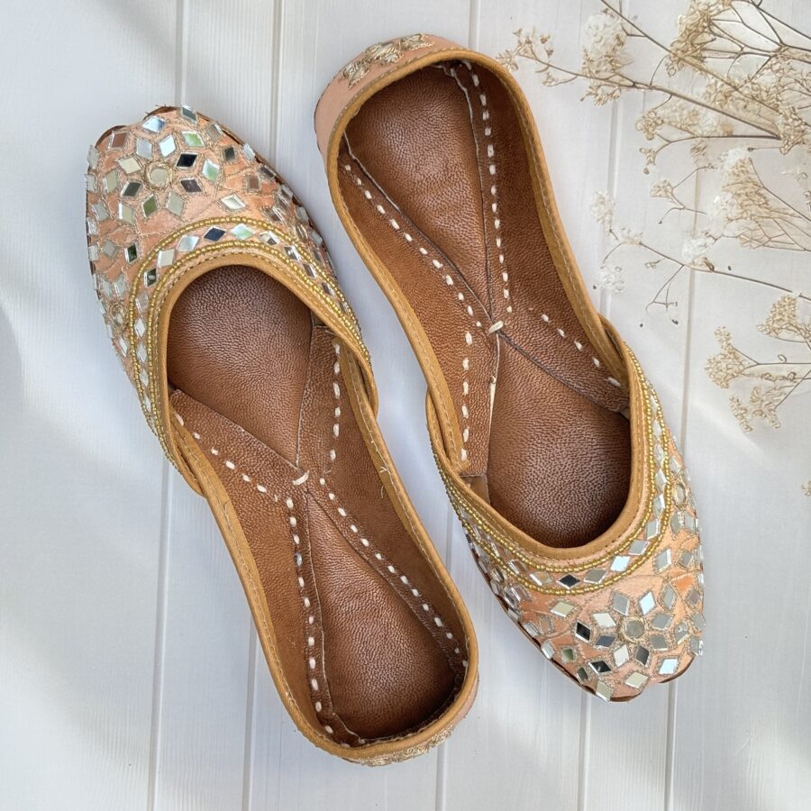 peach jutti for women girls and ladies, handwork jutti, pure leather jutti, mirror work matching jutti