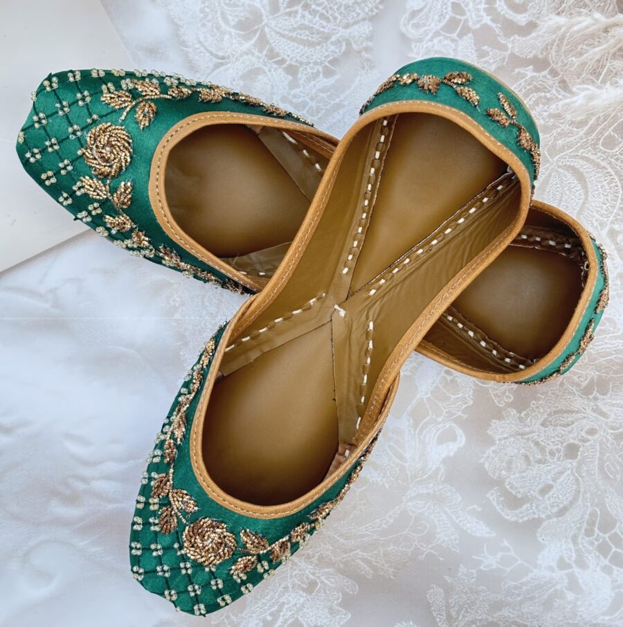 green hand work jutti for ladies, handwork jutti, golden work green jutti, pure leather jutti