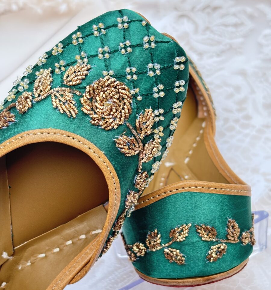 green hand work jutti for ladies, handwork jutti, golden work green jutti, pure leather jutti