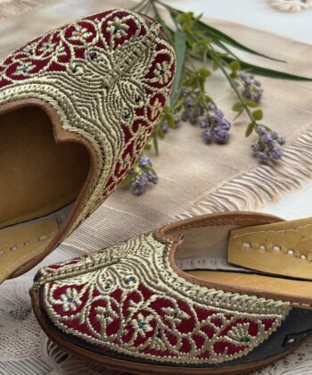 Tilla Phulkari- Maroon Velvet Jutti for Women