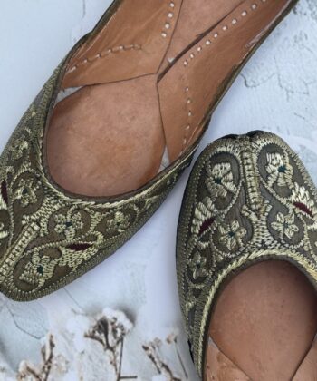 Tilla Phulkari- Brown Camel Leather Jutti