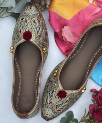 Light Golden Tilla Biba Jutti with Tiny Noke Ambi Pattern
