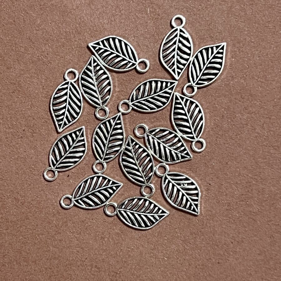jewelry for punjabi juttis silver leaf design