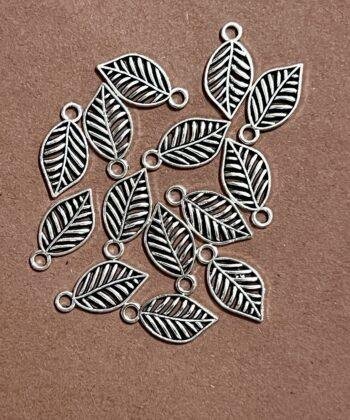 jewelry for punjabi juttis silver leaf design