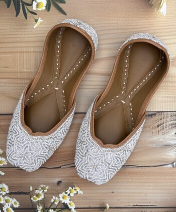 White base hand embroidered Punjabi jutti for women, star design, pure leather, double cushioned jutti by sandoori jutti, free shipping, free exchange, latest design, branded jutti, main colours white and silver