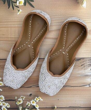 White base hand embroidered Punjabi jutti for women, star design, pure leather, double cushioned jutti by sandoori jutti, free shipping, free exchange, latest design, branded jutti, main colours white and silver
