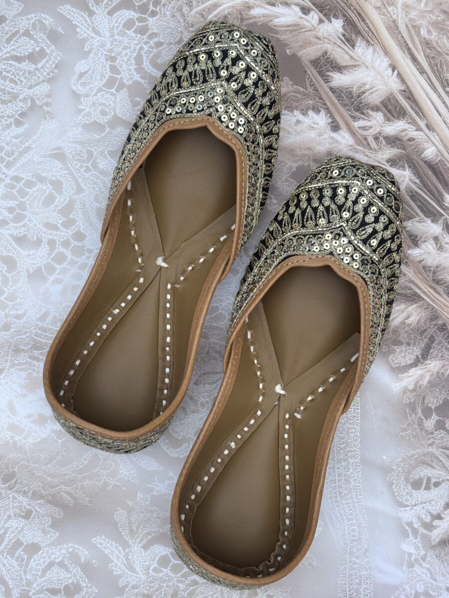 Black and golden hand embroidered Punjabi Jutti with Golden Zari sequins and pitta work, shiny and elegant Zardosi hand work traditional Indian shoe