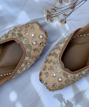 Golden Mirror Work Jutti
