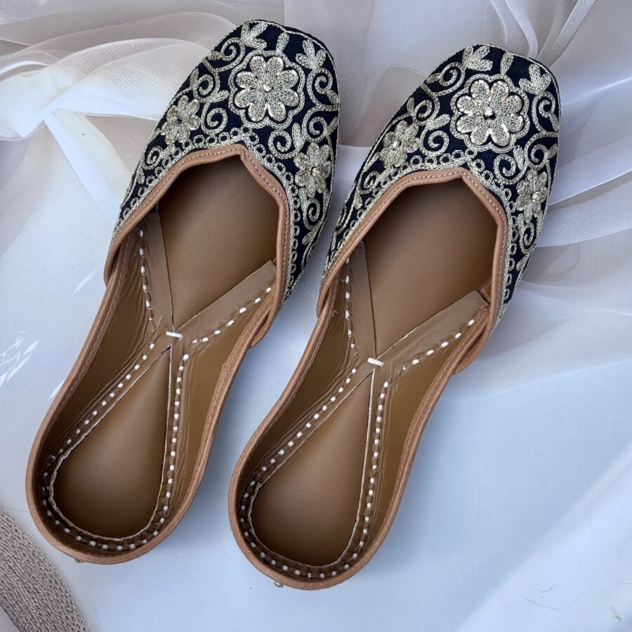 Black Zardosi handwork Jutti, Golden Tilla embroidery punjabi jutti for women