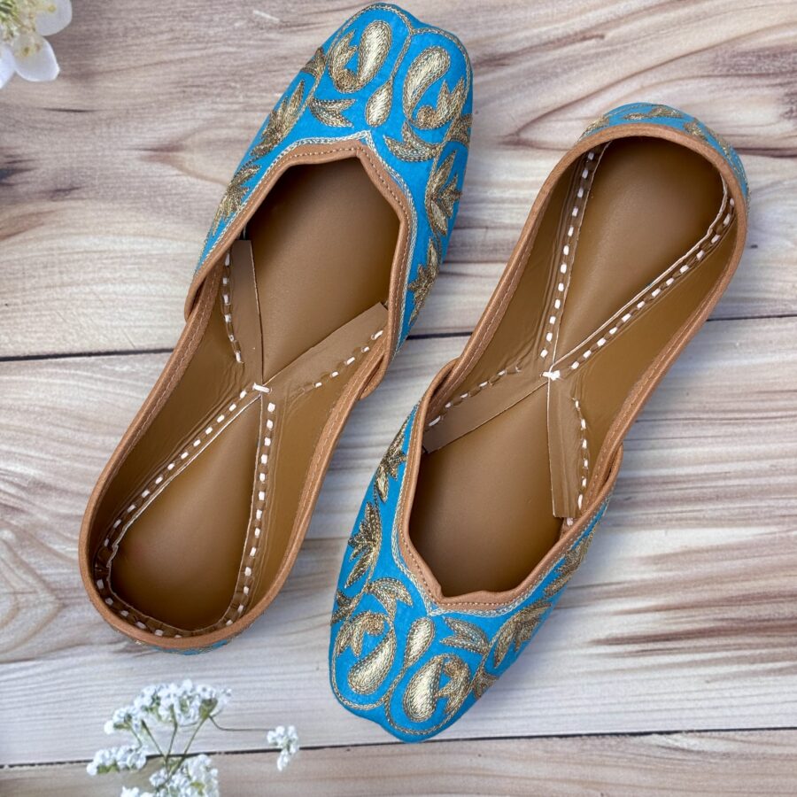 turqoise jutti for ladies, firozy punjabi jutti, phirozy colour jutti for women