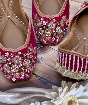 magenta bridal jutti for women, hot pink punjabi jutti, matching jutti for partywear