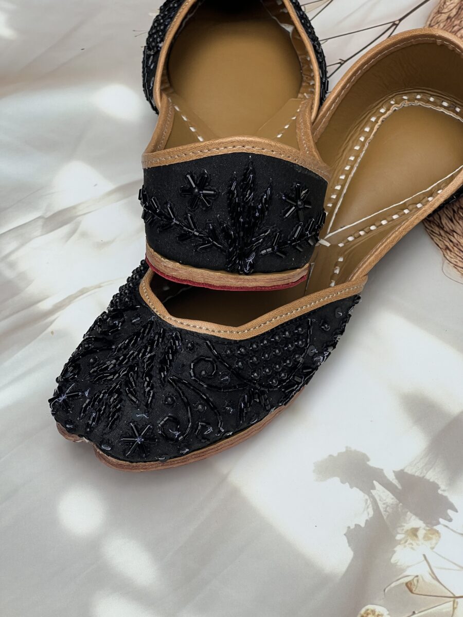 All Black hand embroidered Punjabi Jutti for women, shiny and elegant black Zardosi work