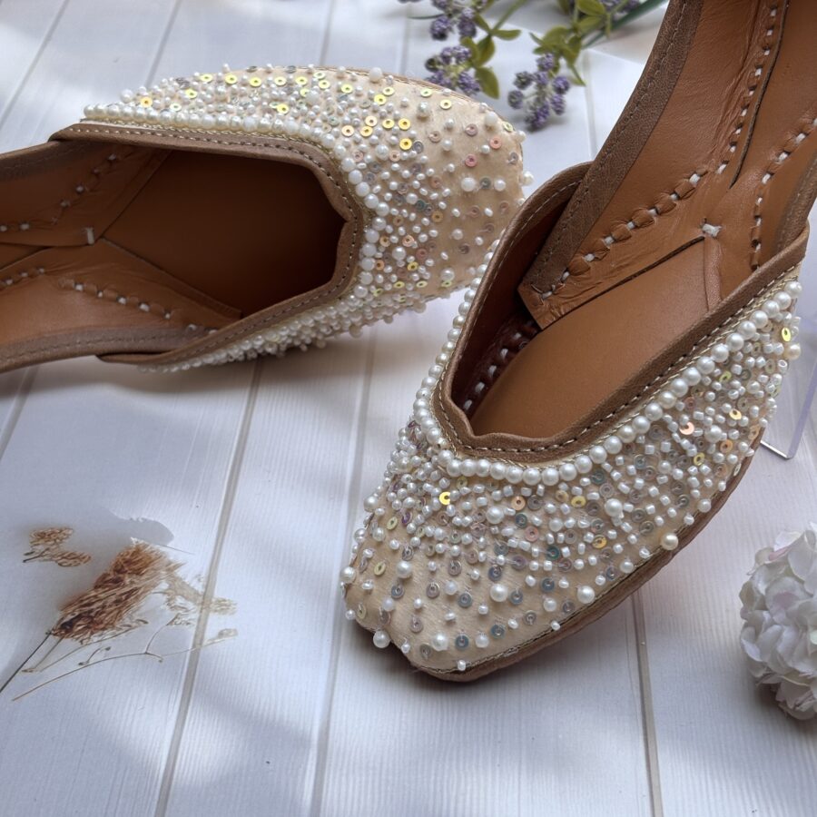 off white jutti, cream jutti for women, beige jutti, white pearls and tassels