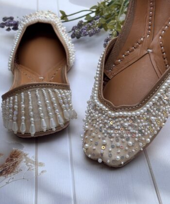 off white jutti, cream jutti for women, beige jutti, white pearls and tassels