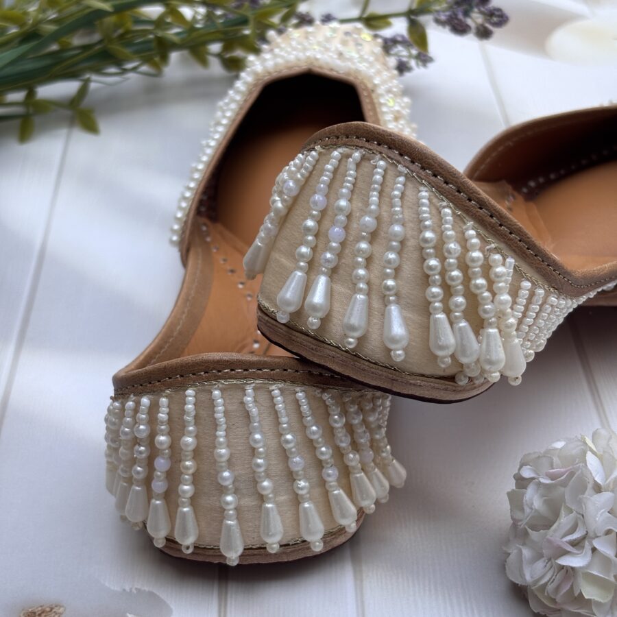 off white jutti, cream jutti for women, beige jutti, white pearls and tassels