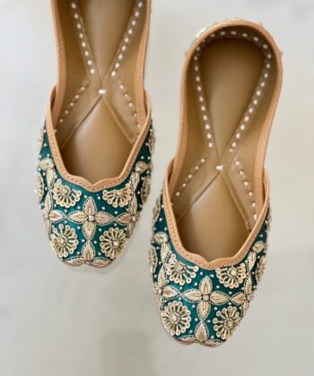 Green Jutti for women, Golden dabka hand work jutti for ladies