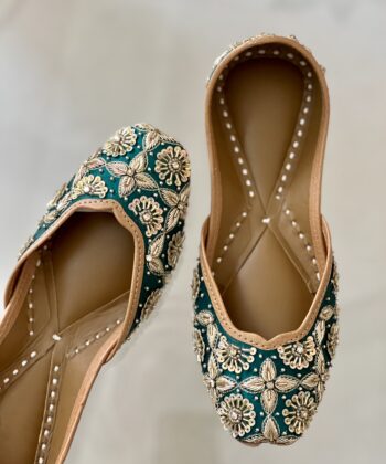 Green Jutti for women, Golden dabka hand work jutti for ladies
