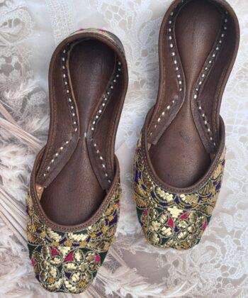 golden mukaish jooti for women jutti women, women juti, kaseeda work juti