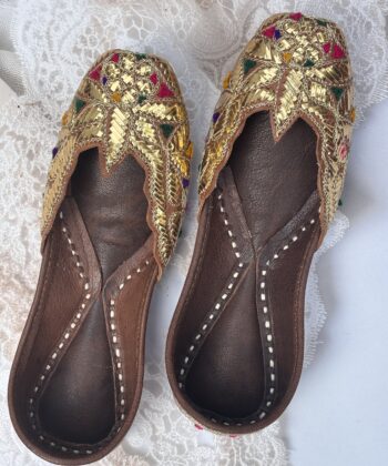 golden mukaish jooti for women jutti women, women juti, kaseeda work juti