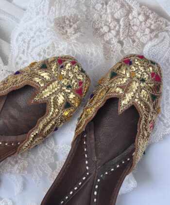 golden mukaish jooti for women jutti women, women juti, kaseeda work juti