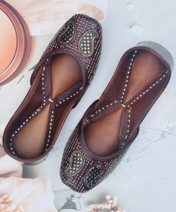 Everyday Comfort Juttis for ladies : Brown Juttis with Golden Tilla Handwork