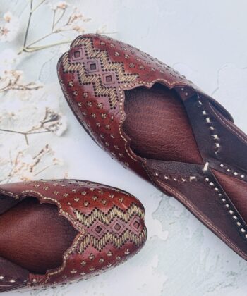 Everyday Comfort Juttis for ladies : Brown Juttis with Golden Tilla Handwork
