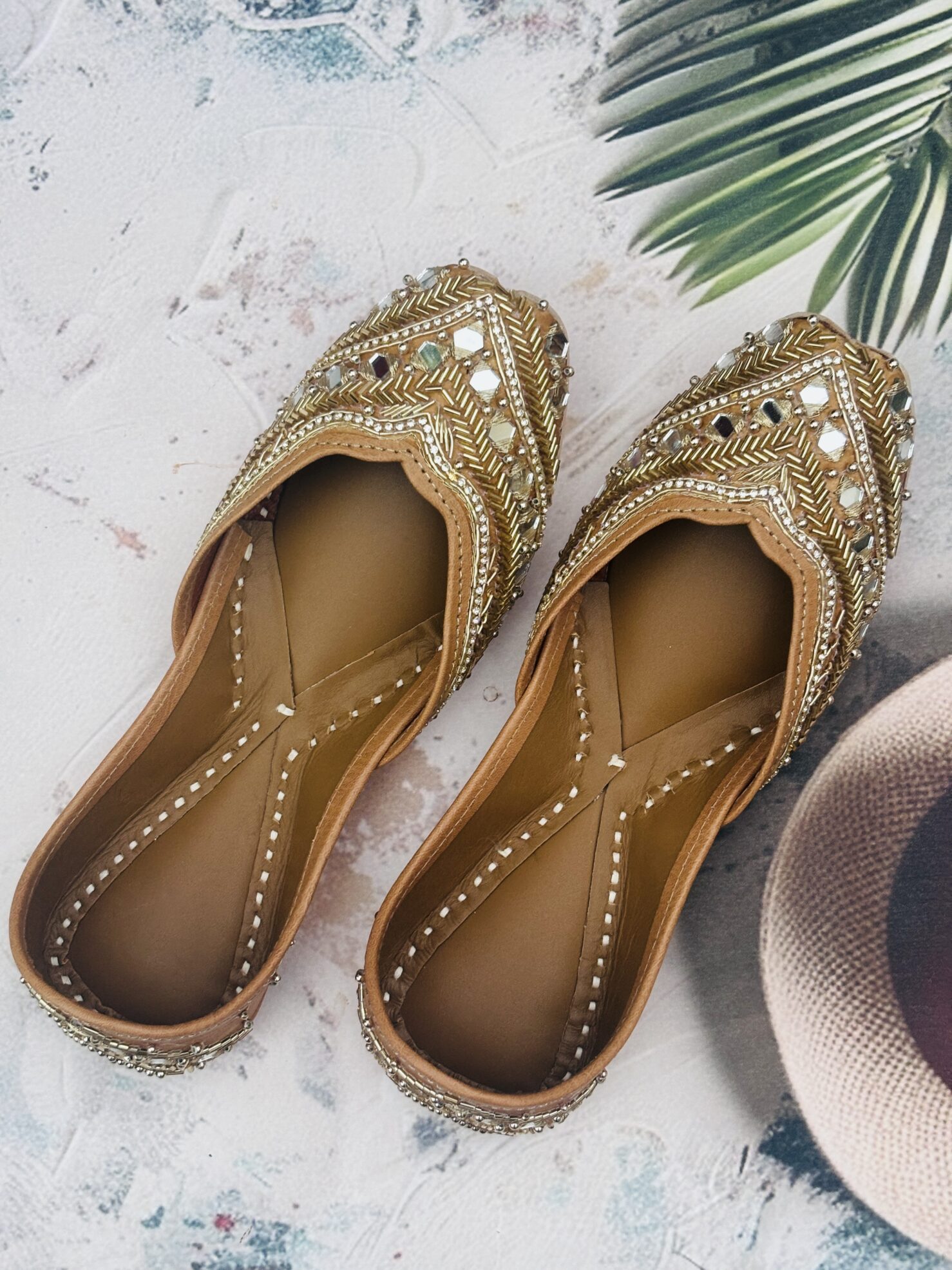 HXNI2099 sparkling Golden Jooti for ladies girls and women