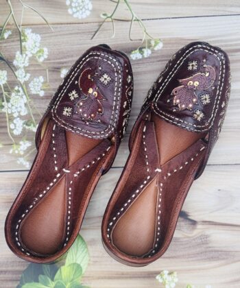 Everyday Comfort Juttis for ladies : Brown Juttis with Golden Tilla Handwork