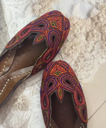 Bold Summery Jooti pure leather cutwork design handwork juti