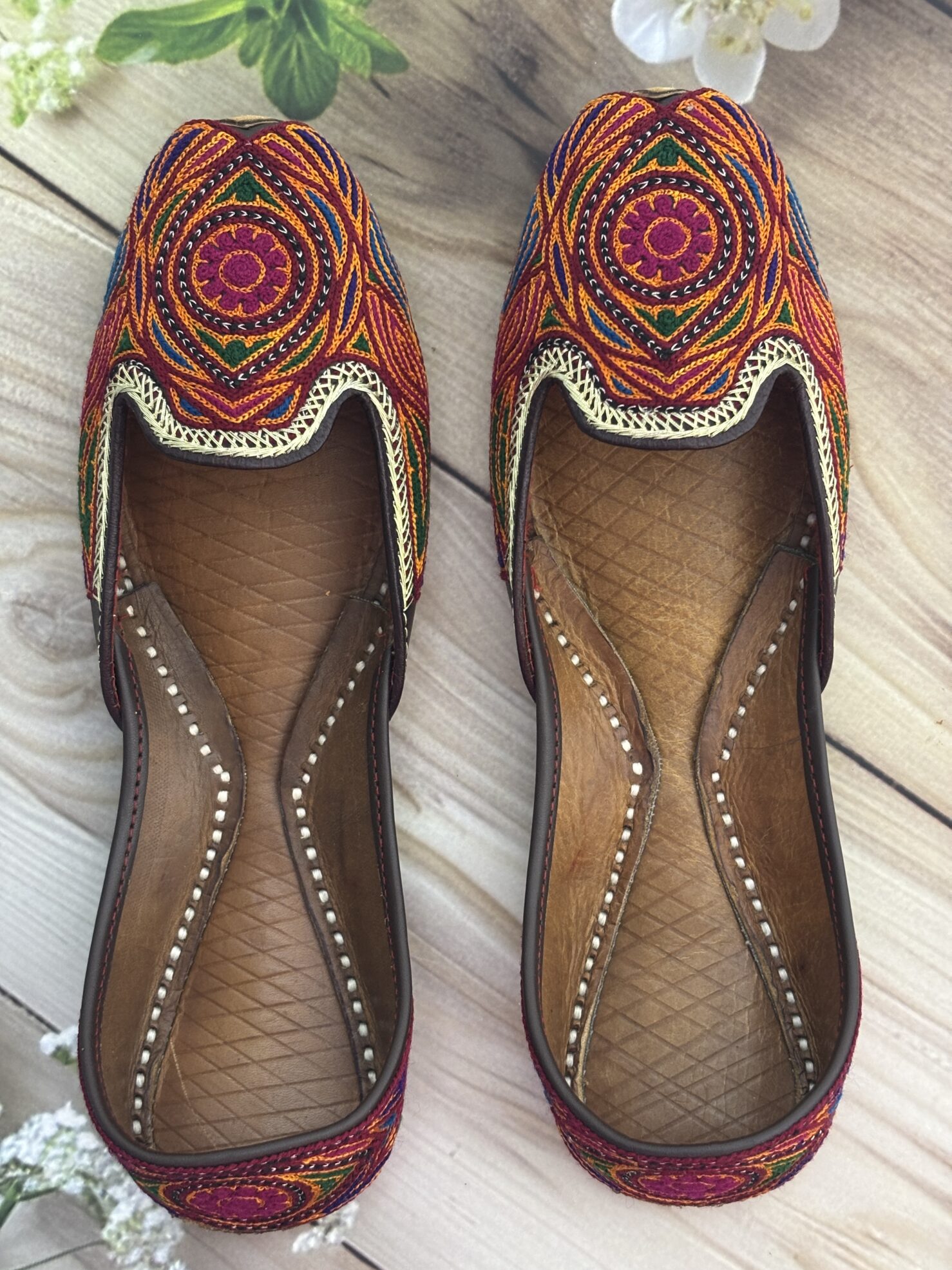 IMG_9622 Bold Summery Jooti pure leather cutwork design handwork juti