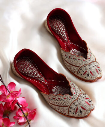 Multicolour Brown Zari Jutti