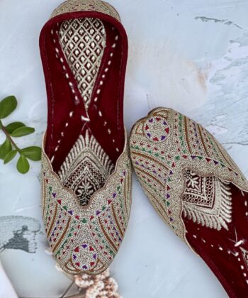 Multicolour Light Golden Zari Jutti