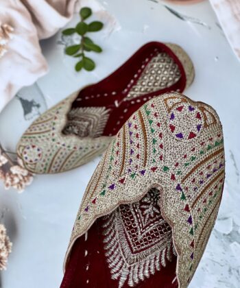 Multicolour Light Golden Zari Mojri, mojari,