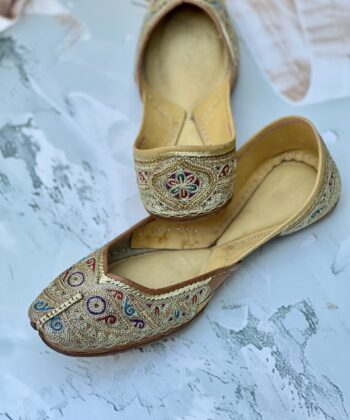 Pakistani Tilla khussa Bridal Kasoori Jutti khussa