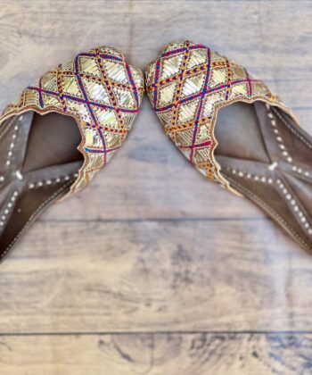 Silver Mukaish Cutwork khussa for ladies