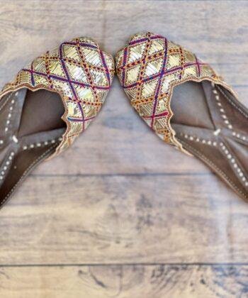 Silver Mukaish Cutwork khussa for ladies