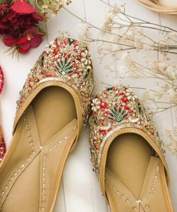 Jashn-E-Suhagan Juttis- Bridal Red Zardosi Work Punjabi Jootis