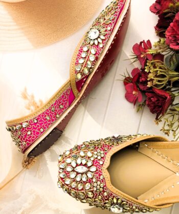 Blush Bloom- Rani Pink Jutti juti, jooti, jooties, juttiyan, jootiyan