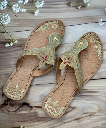 Peshawri Chappals kohlapuri style, flat super soft chappal for women