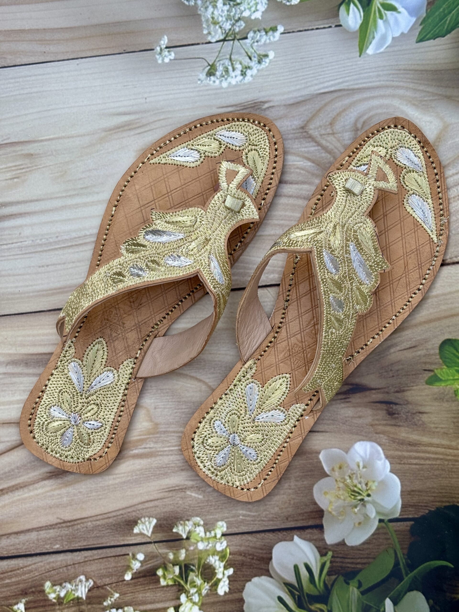 IMG_1569 Golden Peshawri Chappal for women with silver tilla highlights, kohlapuri, kolhapuri, flats, leather slip on shoes