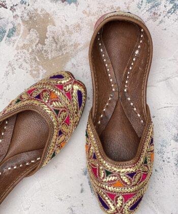 Mukaishwork Jutties' Collection