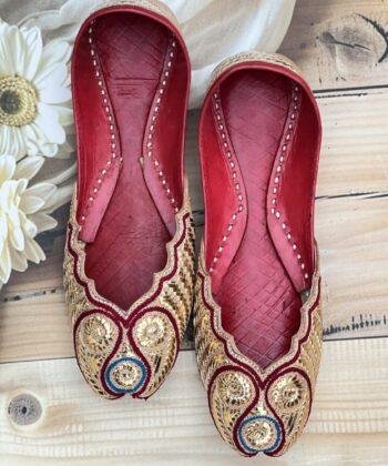 Sandoori's Mukaishwork Jutties Red Flowers Golden Mukaish Jutti